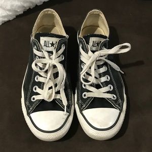 Converse women’s size 7